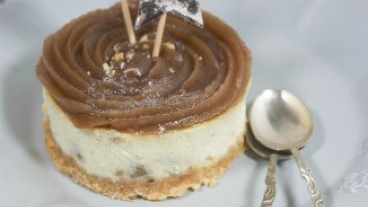 Au lieu d'une bûche traditionnelle, découvrez et craquez sans attendre pour cette recette de Cheesecake aux marrons pour les fêtes de fin d'année.