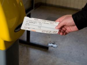 Fin 2013, la SNCF ouvrira une ligne low cost qui reliera Marne-la vallée, Lyon, marseille, Montpellier.
