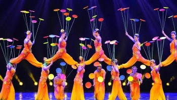 La tradition des acrobaties chinoise.