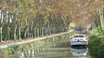Merci Mr Riquet pour ce beau Canal du Midi...
Promenade musicale sur des canaux qui nous enchantent.